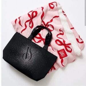 Brand New Victoria’s Secret Bow Blanket Throw & Rhinestone Tote Bag Set Gift